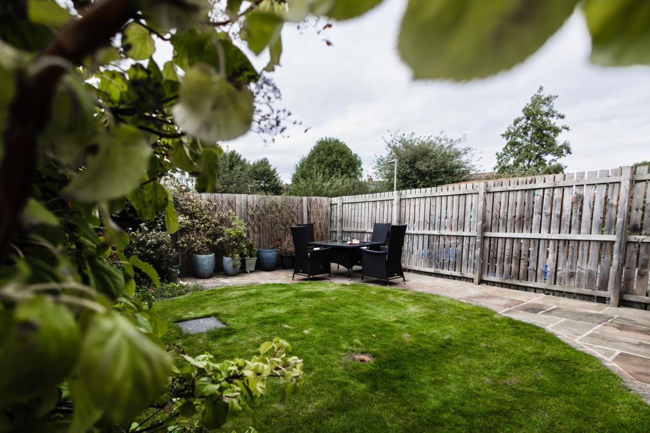 Villa College Court Bedale Exterior foto
